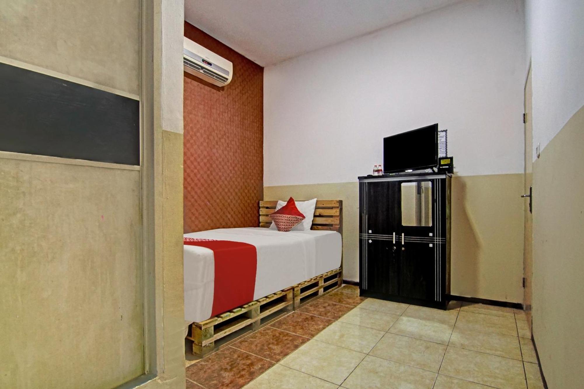 טנגרנג Super Oyo 90358 Poris Residence Syariah מראה חיצוני תמונה
